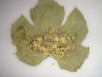 Rezept: Rajmes - Sarma - Gefüllte Weinblätter mazedonische Art Bild Nr. 10 Rajmes - Sarma - Gefüllte Weinblätter mazedonische Art - Rezept - Bild Nr. 10