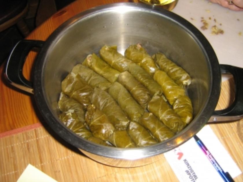 Rajmes Sarma Gefüllte Weinblätter mazedonische Art - einfach - 84 kcal/100g