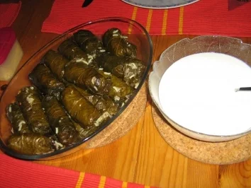 Rezept: Rajmes - Sarma - Gefüllte Weinblätter mazedonische Art Bild Nr. 16 Rajmes - Sarma - Gefüllte Weinblätter mazedonische Art - Rezept - Bild Nr. 16