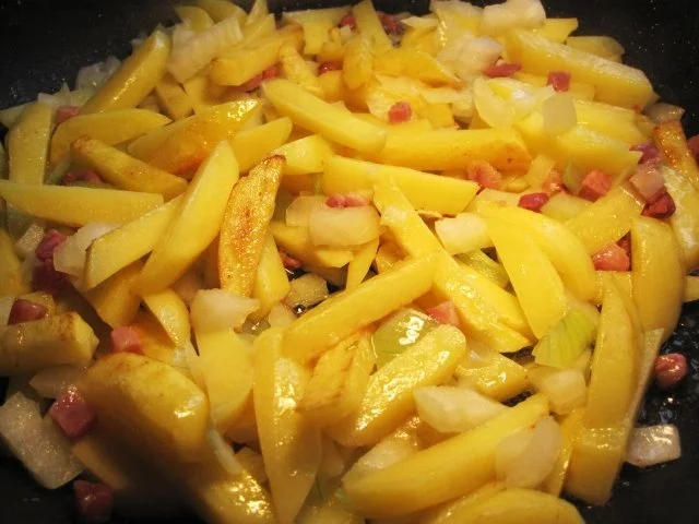 Rezept: Matjesfilets in klarer Zwiebelmarinade Bild Nr. 6 Matjesfilets in klarer Zwiebelmarinade - Rezept - Bild Nr. 6