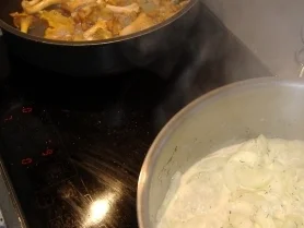 Rezept: Schmorgurken-Pfifferlingsragout Bild Nr. 3 Schmorgurken-Pfifferlingsragout - Rezept - Bild Nr. 3