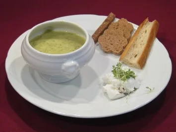 Rezept: Zucchinisuppe Zucchinisuppe - Rezept