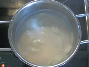 Rezept: Zucchini-Auflauf Bild Nr. 3 Zucchini-Auflauf - Rezept - Bild Nr. 3