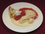 Buttermilcheis mit Rhabarber-Clafoutis - Rezept