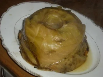 Regionale Küche: gefülltes Kraut "Waldecker Art" mit Hackfleischfüllung - Rezept