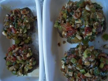 Rinderhacksteaks mit Gemüse-Käsehaube, überbacken - Rezept - Bild Nr. 9