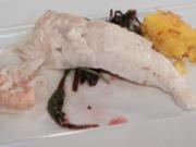 Petersfisch in Folie gegart mit Mangold und gebratener Krebspolenta - Rezept
