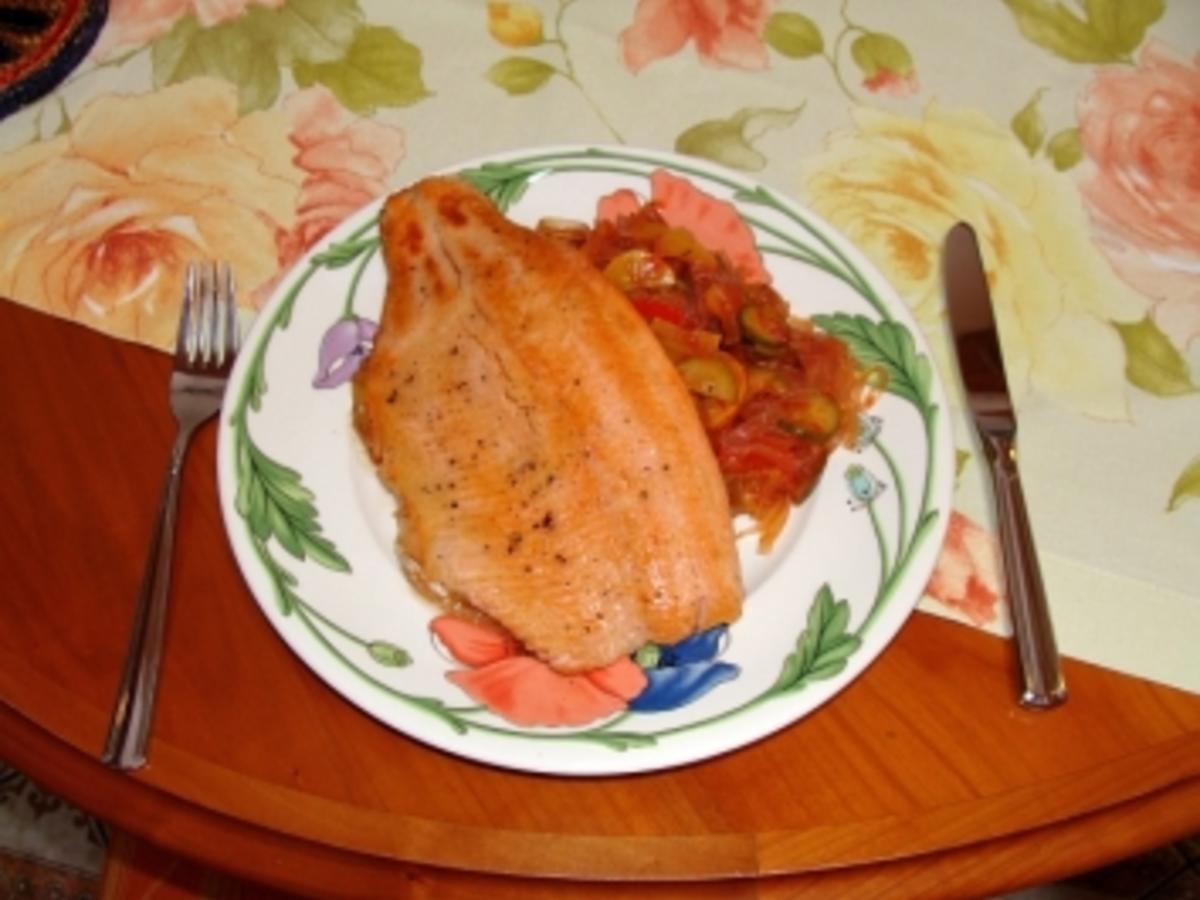 Lachsforellenfilet mit Glasnudel Ratatouille - einfach - 368 kcal/100g