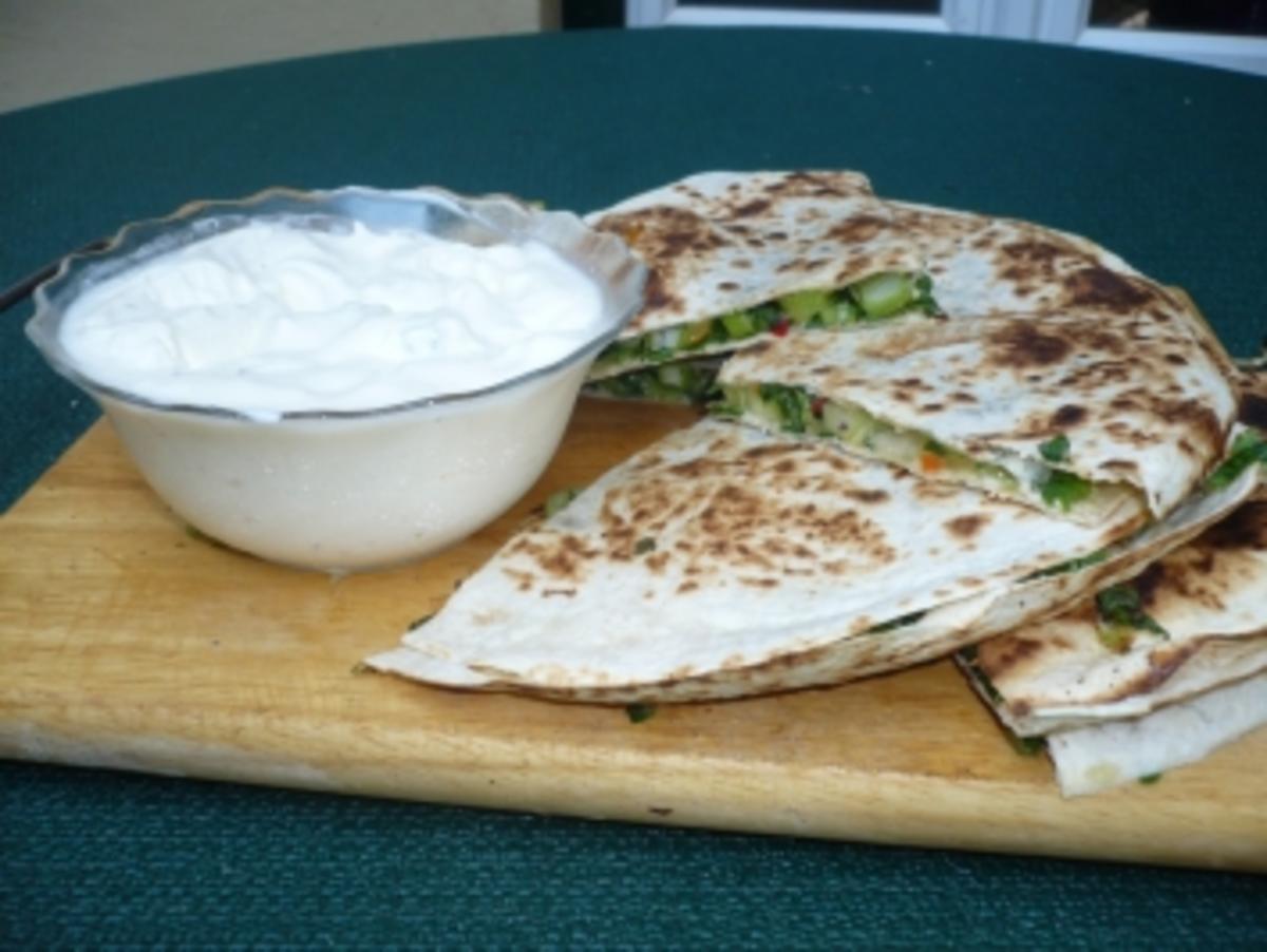 Quesadillas mit Sour Cream - Dip - Rezept - Bild Nr. 4