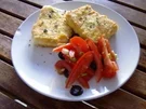 Gebackener Schafskäse mit Tomatensalat - Rezept