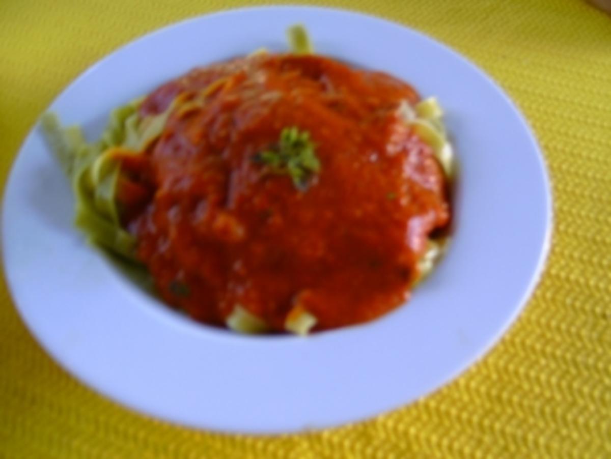 Tagliatelle Tomate/Paprika - Rezept - Bild Nr. 3