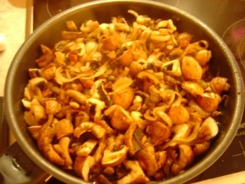 Champignons gebraten wie auf der Kirmes... mit Käse-Knofi-Sauce - Rezept - Bild Nr. 5