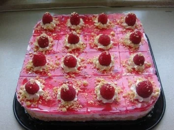 Himbeer - Cremeschnitten - Rezept