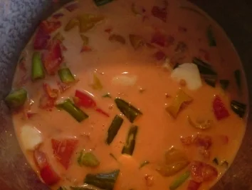 Rezept: Pasta mit Tomate-Mozzarella-Gemüsesoße Bild Nr. 3 Pasta mit Tomate-Mozzarella-Gemüsesoße - Rezept - Bild Nr. 3