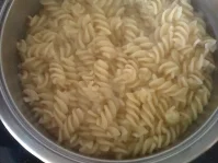 Spirelli und Tomatensoße - Rezept - Bild Nr. 4