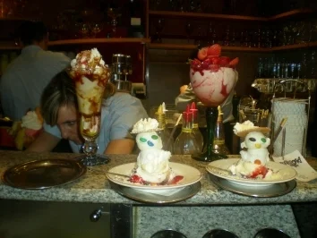 Rezept: Eis: Schneemann aus zitroneneis Bild Nr. 2 Eis: Schneemann aus zitroneneis - Rezept - Bild Nr. 2