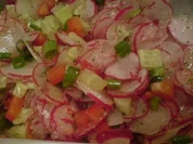 Salat "Radieschen-Gurken-Salat" - Rezept