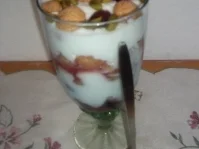 Kirsch-Joghurt-Dessert - Rezept