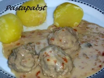 Rezept: Königsberger Klopse mit getrockneten Tomaten Königsberger Klopse mit getrockneten Tomaten - Rezept