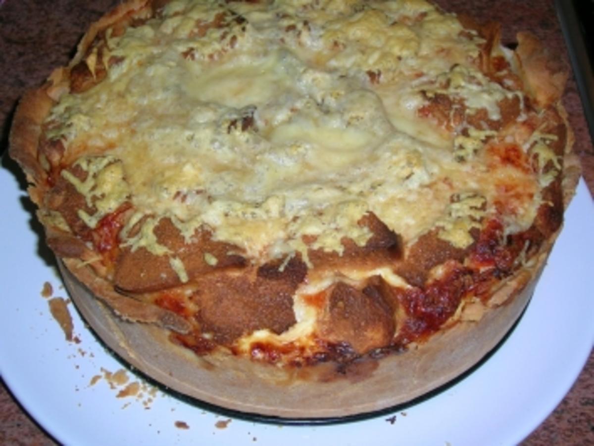 Käsewähe (für Nicht-Schweizer = Käsekuchen mit Tomaten aber HERZHAFT!) (siehe Fotos) - Rezept - Bild Nr. 2