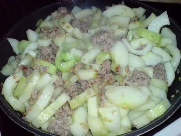 Rezept: Schmorgurkenpfanne Bild Nr. 9 Schmorgurkenpfanne - Rezept - Bild Nr. 9