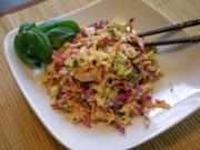 Asiatischer Krautsalat mit Sesam-Ingwer Dressing - Rezept