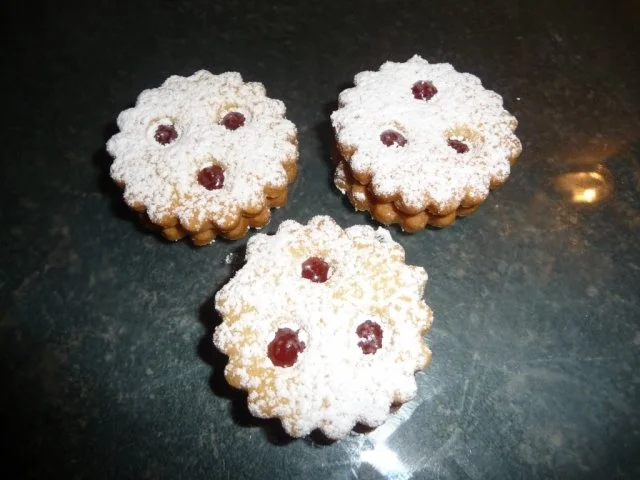 Rezept: Linzer Augen... Bild Nr. 4 Linzer Augen... - Rezept - Bild Nr. 4