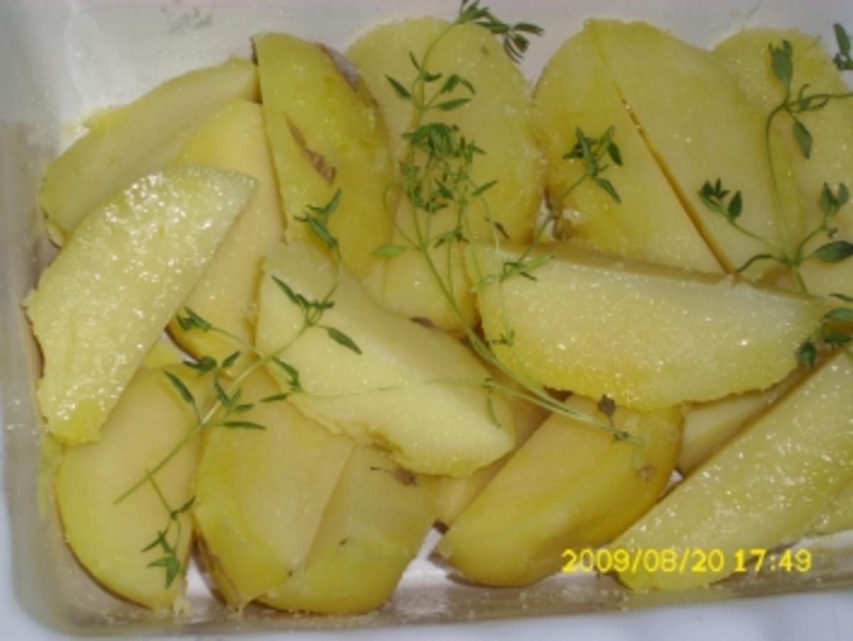 Fleisch:  Zitronen-Kräuter-Hähnchenbrustfilets mit Bohnen, Tomaten und Thymiankartoffeln - Rezept - Bild Nr. 3