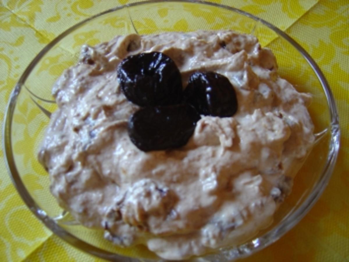 Quark-Dessert mit Trockenpflaumen (Backpflaumen)... - Rezept - kochbar.de