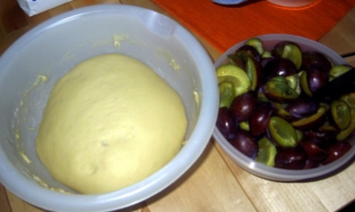 Zwetschgenkuchen mit Butter-Zimt-Streuseln - Rezept - Bild Nr. 2
