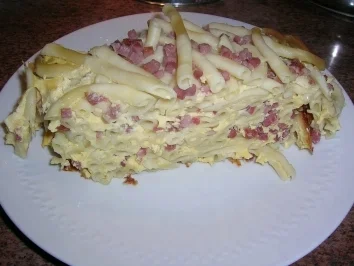 Makkaroni Auflauf mit viel Ei - total lecker - auch zum Einfrieren geeignet -  einfach, preiswert aber sehr schmackhaft und sättigend - Rezept