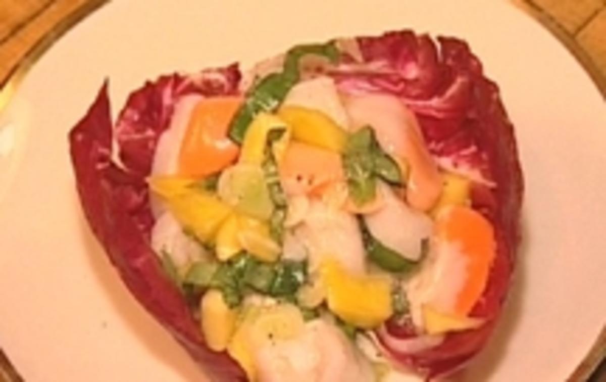 Marinierte Jakobsmuscheln im Salatblatt - Rezept