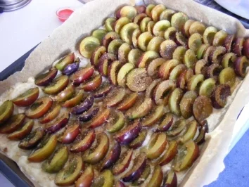 Rezept: Pflaumenkuchen Bild Nr. 3 Pflaumenkuchen - Rezept - Bild Nr. 3