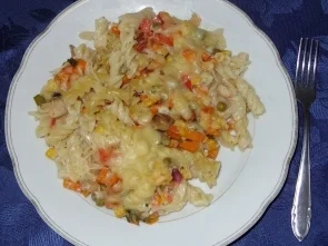 Vegetarisches - Kunterbunter Nudelauflauf - Rezept