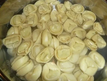 Rindfleisch-Tortillini mit fruchtig süsser Tomatensoße - Rezept - Bild Nr. 7