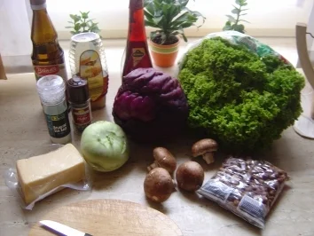 Rezept: Rotkohl-Käse-Salat Bild Nr. 2 Rotkohl-Käse-Salat - Rezept - Bild Nr. 2