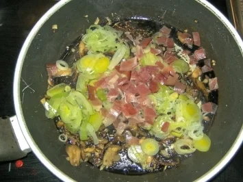 Rezept: Pilzpfanne Bild Nr. 3 Pilzpfanne - Rezept - Bild Nr. 3