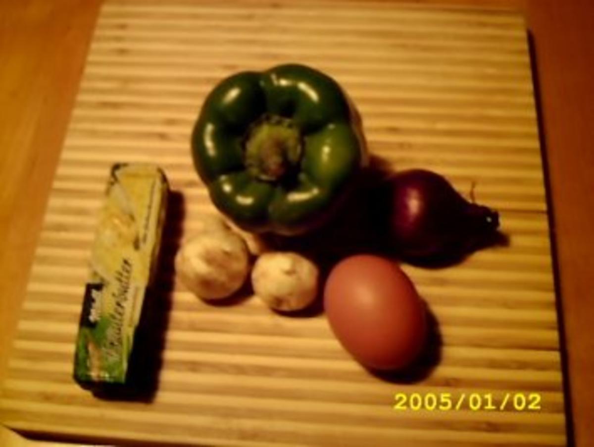 Paprika gefüllt mit Resten ausm Kühlschrank :D - Rezept - Bild Nr. 2