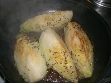 Rezept: Überbackene Weißkohlachtel Bild Nr. 3 Überbackene Weißkohlachtel - Rezept - Bild Nr. 3