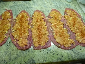 Rinderrouladen mit Hackfleisch - Rezept