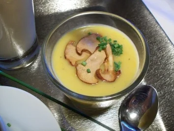 Rezept: Trilogie von Pfifferlingen Bild Nr. 3 Trilogie von Pfifferlingen - Rezept - Bild Nr. 3