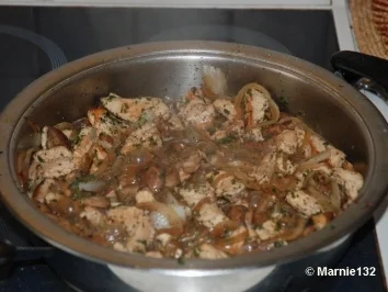 Rezept: Puten-Rahm-Pfanne Bild Nr. 7 Puten-Rahm-Pfanne - Rezept - Bild Nr. 7