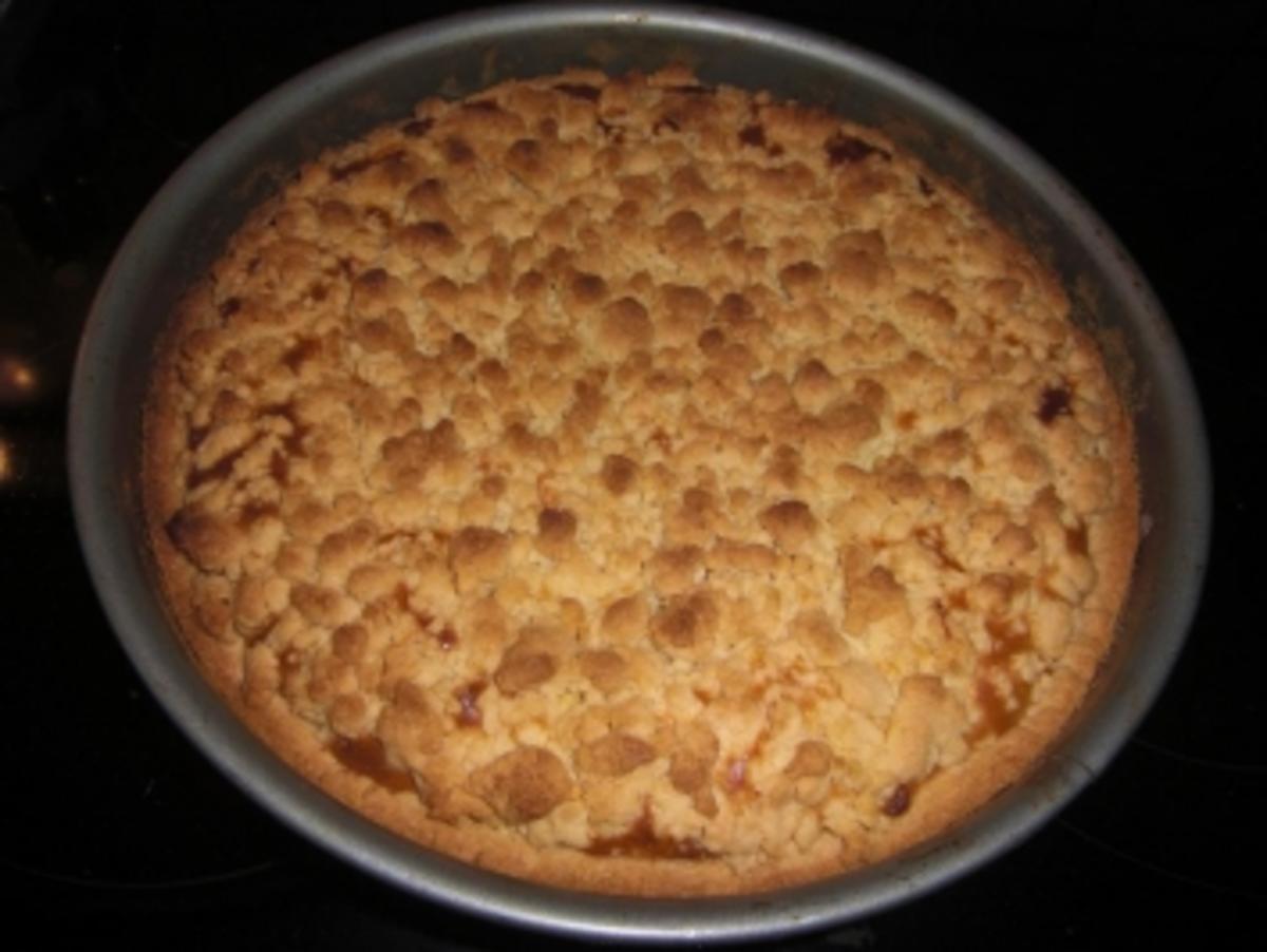 Crumble Pie mit Pfirsich-Vanillecreme - Rezept