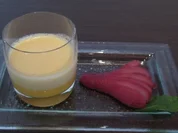 Rotwein-Pfefferbirnen mit Sabayoncreme - Rezept