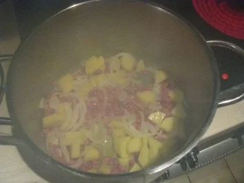 Rezept: Kartoffelsuppe Bild Nr. 3 Kartoffelsuppe - Rezept - Bild Nr. 3