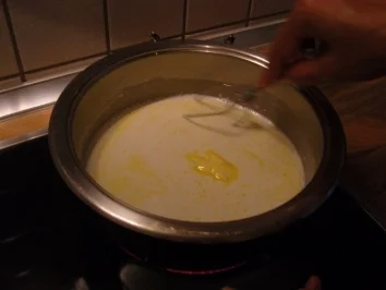 "Paputsaki me krema"-gefüllte Auberginen mit Bechamel - Rezept - Bild Nr. 4