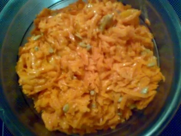 ** Salate ** frischer Karottensalat mit Mandarinen und Sonnenblumenkernen - Rezept