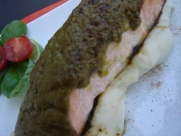 Rezept: LACHS UNTER SARDELLENPESTO Bild Nr. 8 LACHS UNTER SARDELLENPESTO - Rezept - Bild Nr. 8