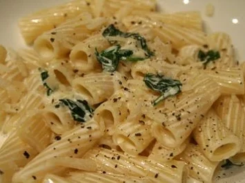 Bandnudeln mit Zitronensauce - Rezept