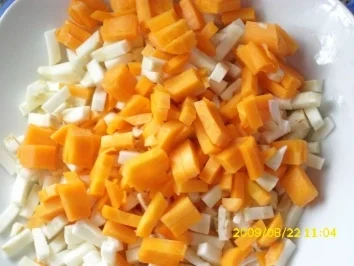 Suppe:  Hühnersuppe - Rezept - Bild Nr. 3